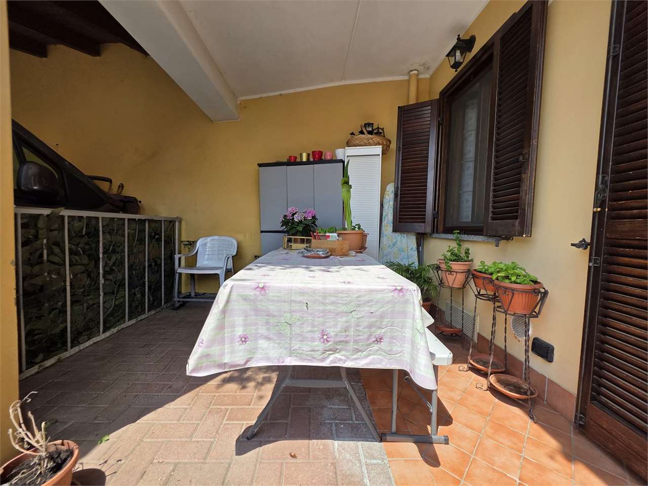 LUMINOSO TRILOCALE CON AREA ESTERNA ESCLUSIVA – ZERO SPESE CONDOMINIALI!
