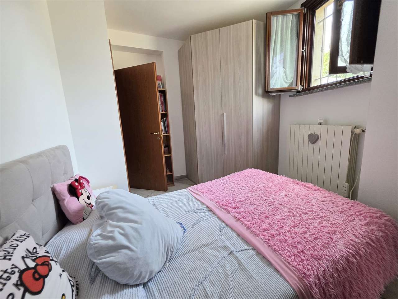 LUMINOSO TRILOCALE CON AREA ESTERNA ESCLUSIVA – ZERO SPESE CONDOMINIALI!