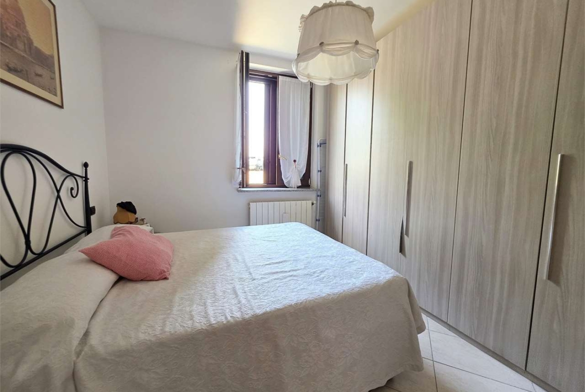 LUMINOSO TRILOCALE CON AREA ESTERNA ESCLUSIVA – ZERO SPESE CONDOMINIALI!